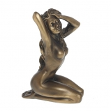 123322 Фигура декоративная "Девушка на коленях' (бронза золото)L9,5W5,5H14,5см
