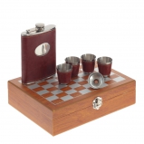 784252 Набор подарочный (шахматы, фляжка 250 мл, 4 стопки, воронка, L24 W18,5 H6 см